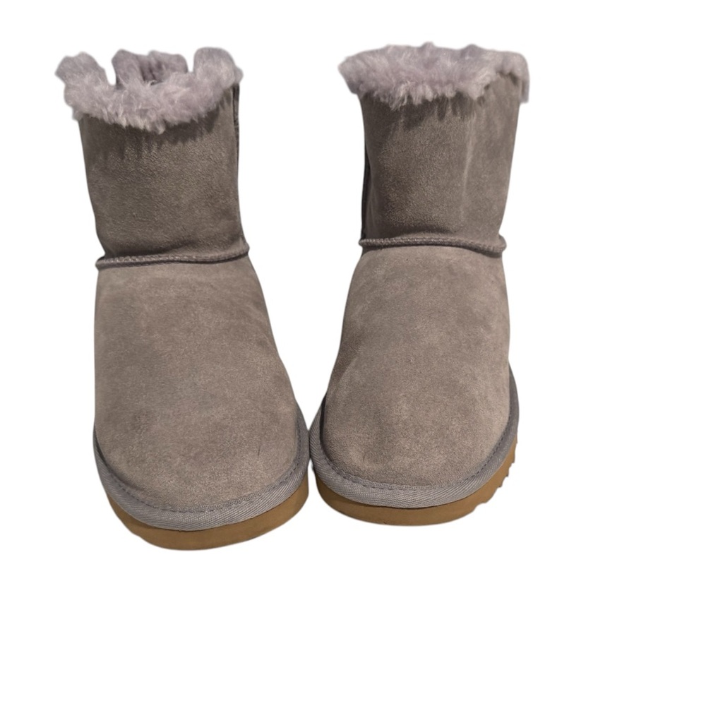 UGG Gray Suede Boots with Bows - EUC